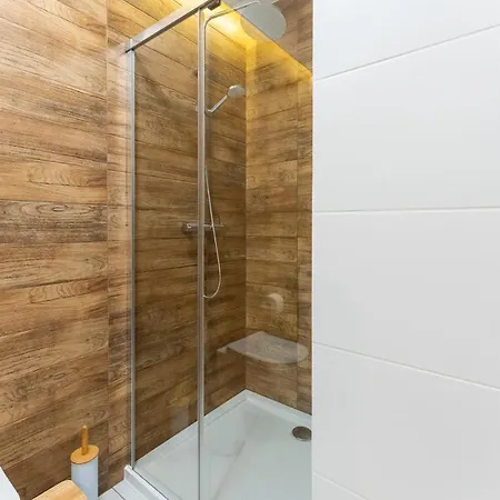 Laba Kasprowicza 20ab * Kolobřeh