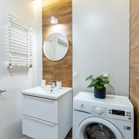 Laba Kasprowicza 20ab * Kolobřeh