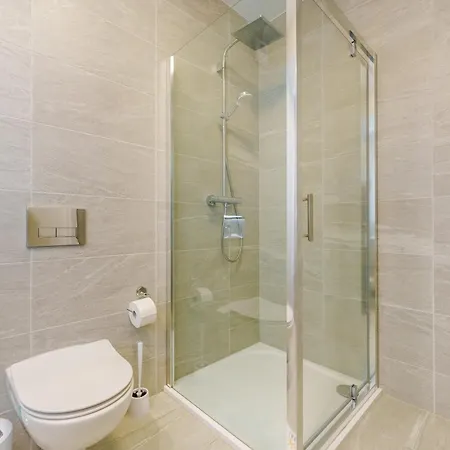 Laba Kasprowicza 20ab *